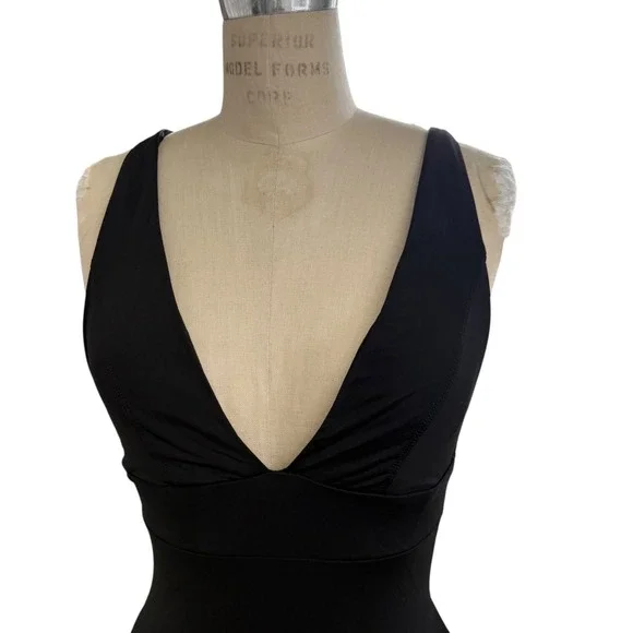 NEW Andie Sardinia One Piece Swimsuit Size M Black Plunge V-Neck Adjustable - Picture 2 of 9